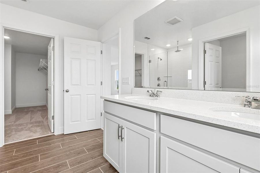 Furnished interior view inside a new home in Park View at the Hills, Minneola (Image 7).
