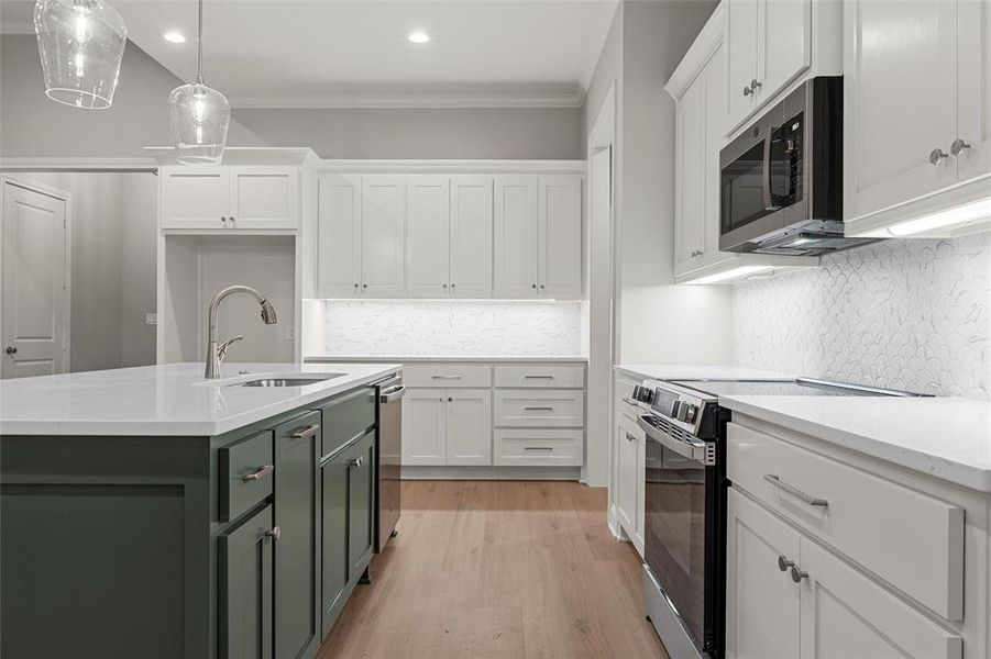 Furnished interior view inside a new home in , Woodway (Image 17). Furnished interior view inside a new home in , Woodway (Image 17).