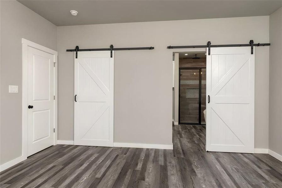 Spacious, unfurnished interior of a new home in , Bridgeport (Image 22).