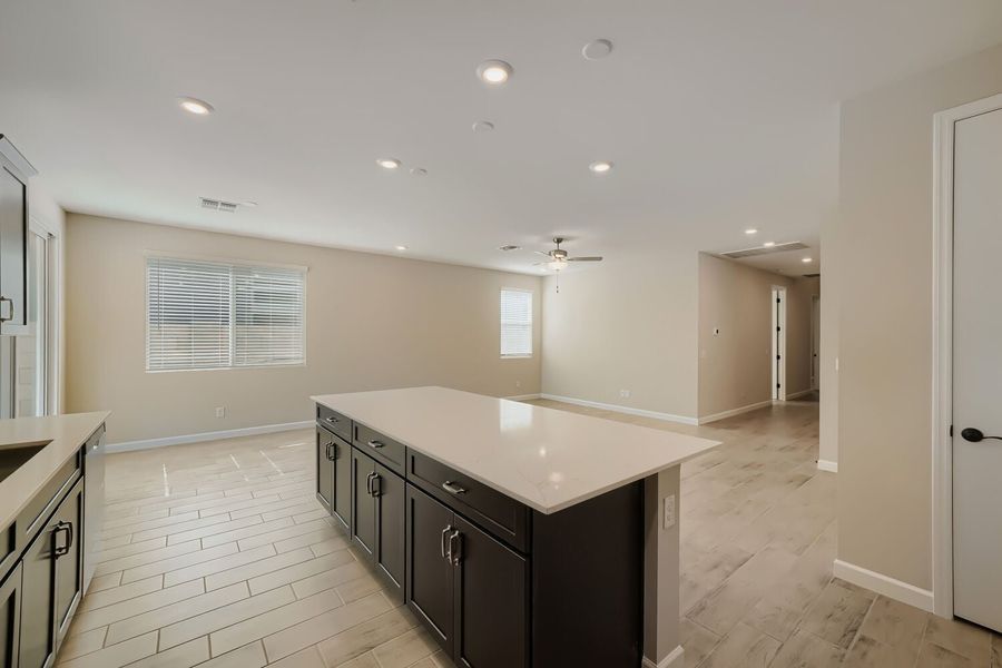 1,750sf New Home in Surprise, AZ. - Slide 13 1,750sf New Home in Surprise, AZ. - Slide 13