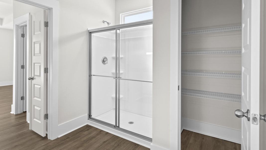 Image 31 of a home in Rolling Hills.