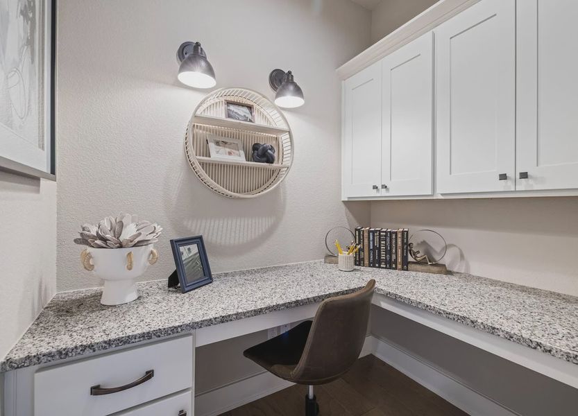 Whitehall Floor Plan in Parmer Ranch 60', Georgetown | Sitterle Homes Pocket Office