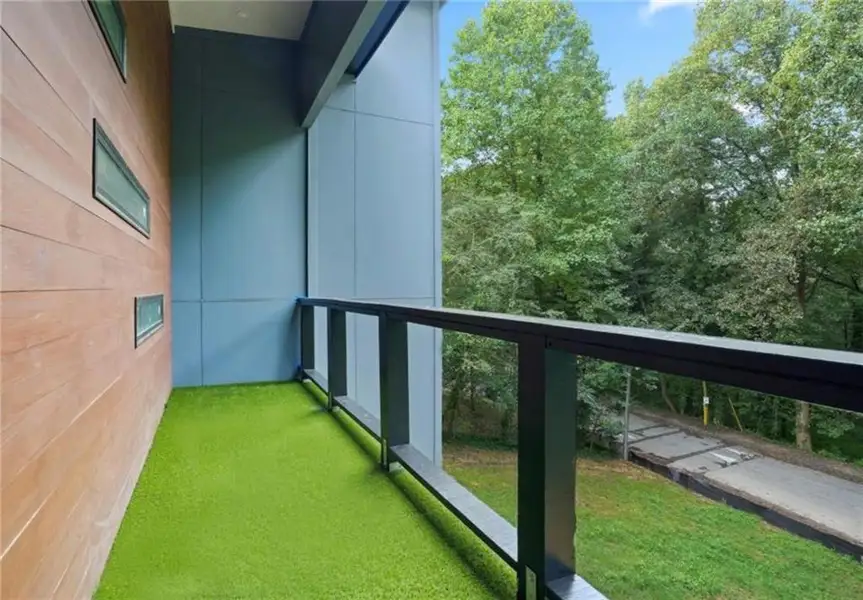 Exterior details and patio area of a home in , Decatur (Image 3).