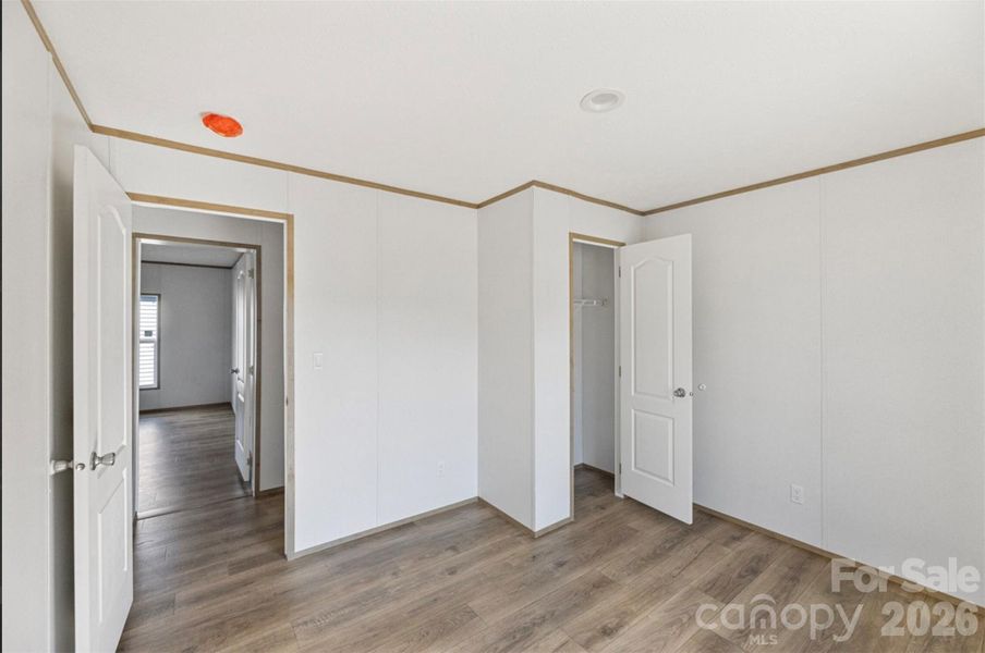 Spacious, unfurnished interior of a new home in , Hays (Image 16).