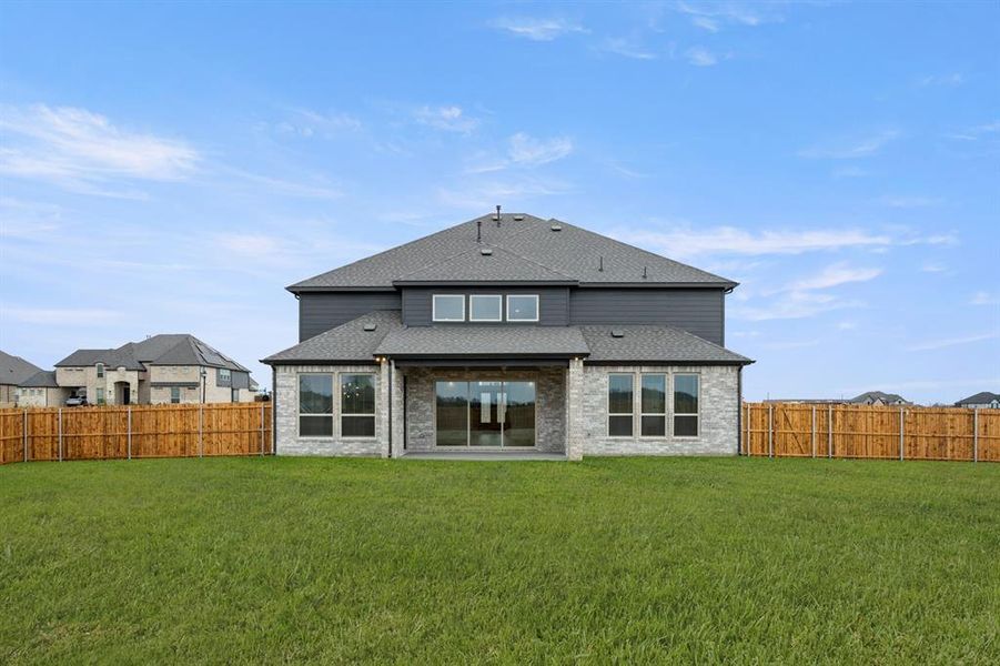 291 Cheyenne Mountain- Back-3