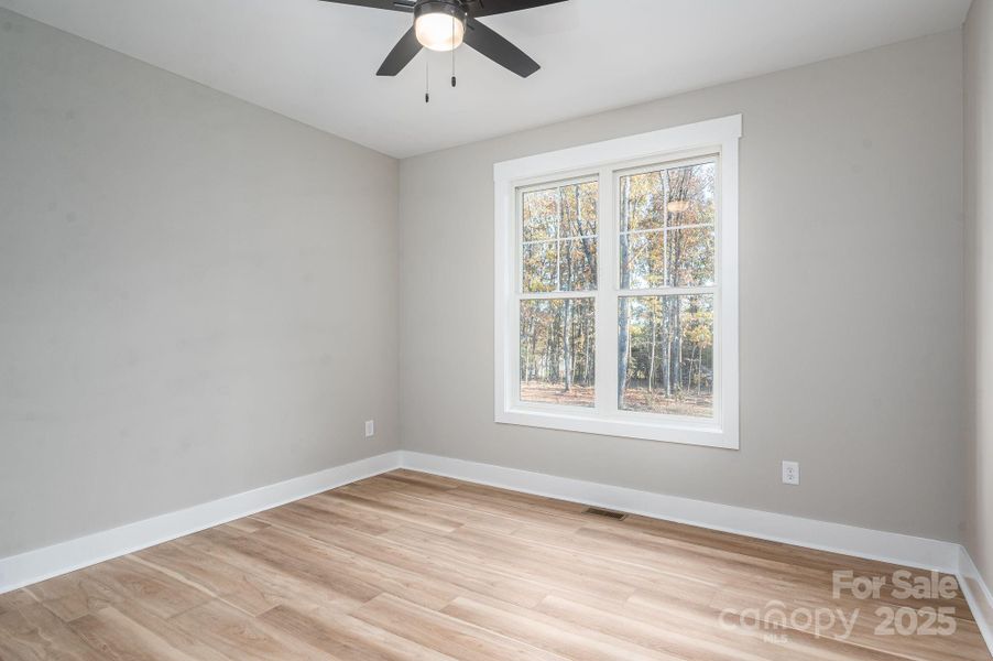 Spacious, unfurnished interior of a new home in , Lincolnton (Image 29).