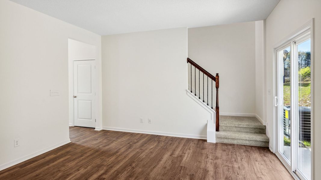 Spacious, unfurnished interior of a new home in The Hideaway at Fox Meadows, Bluff City (Image 15).