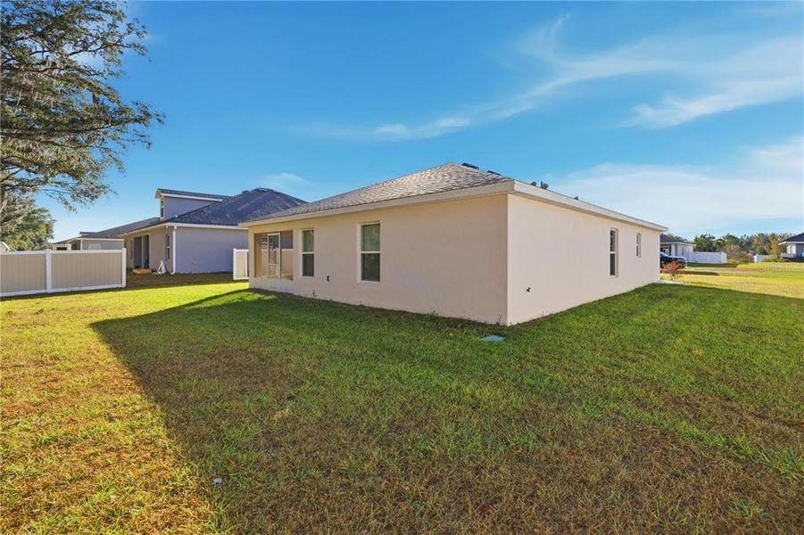 Exterior details and patio area of a home in , Ocala (Image 26).