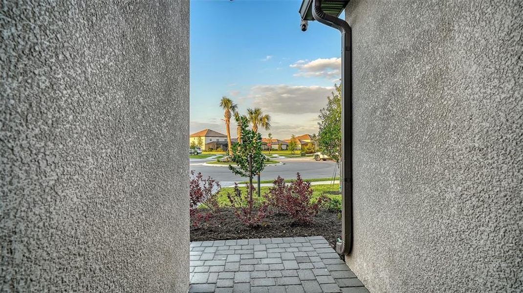 Exterior details and patio area of a home in Lorraine Lakes at Lakewood Ranch, Lakewood Ranch (Image 27).
