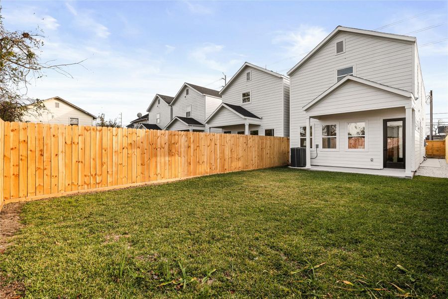 Enjoy a HUGE private backyard with fresh fencing and plenty of open green space to relax, play, or entertain. This outdoor area feels peaceful and spacious—perfect for weekend gatherings or quiet evenings at home.
