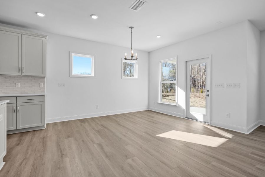 Spacious, unfurnished interior of a new home in Elmbrook, Indian Trail (Image 22).