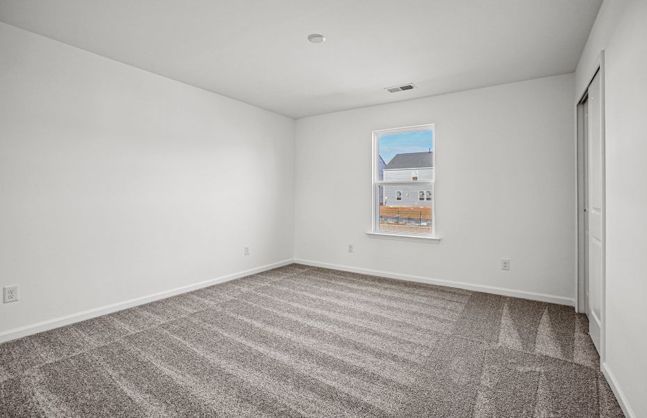 Spacious, unfurnished interior of a new home in Parkside Crossing, Charlotte (Image 45).