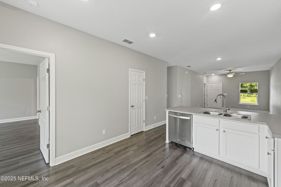 Furnished interior view inside a new home in , Jacksonville (Image 8).