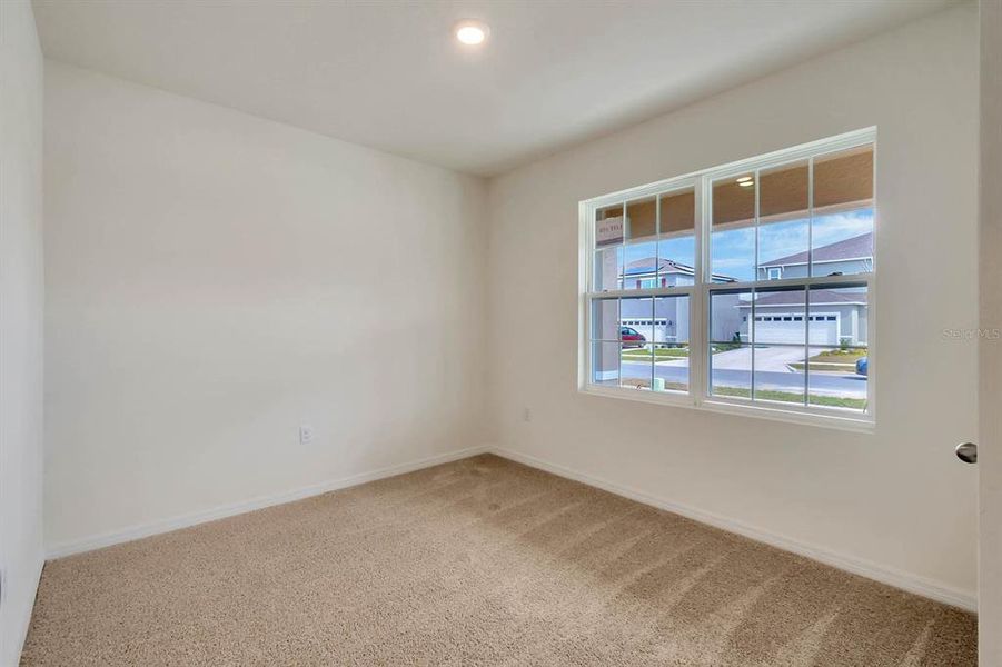 Spacious, unfurnished interior of a new home in Timberwalk, Mount Dora (Image 16).