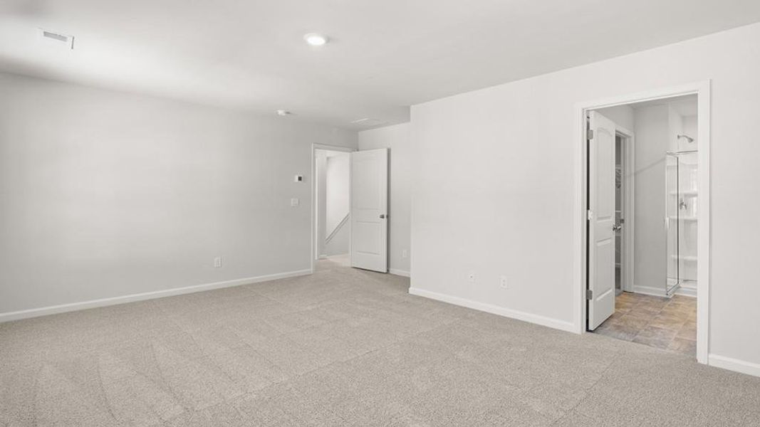 Spacious, unfurnished interior of a new home in Oaks at Cedar Grove, Fairburn (Image 14). Spacious, unfurnished interior of a new home in Oaks at Cedar Grove, Fairburn (Image 14).