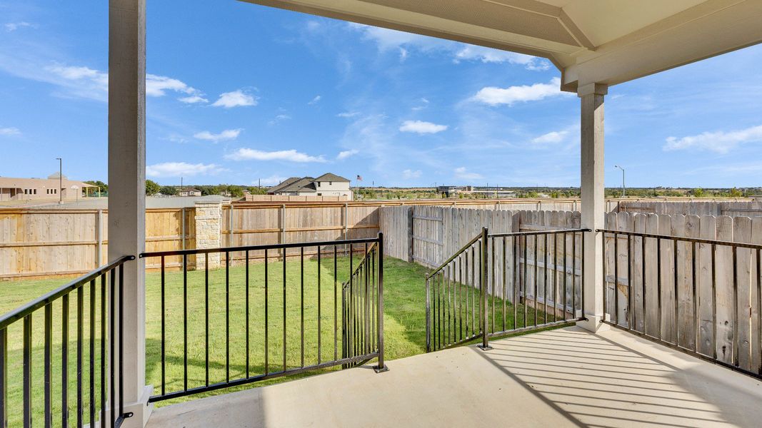 Exterior details and patio area of a home in Briarwood, Elgin (Image 3).