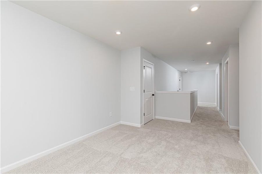 Spacious, unfurnished interior of a new home in Riverside Ridge, Lawrenceville (Image 23).