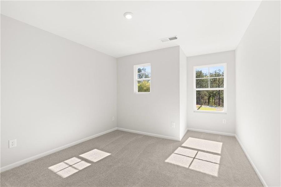 Spacious, unfurnished interior of a new home in Lake Shore, Winder (Image 12).