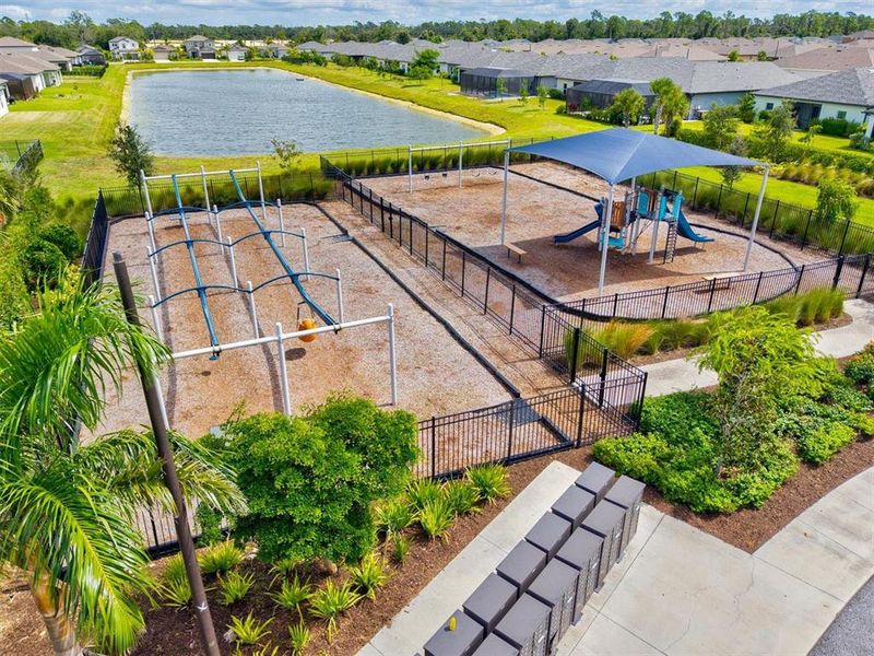 Community amenities in , Port Charlotte (Image 41).