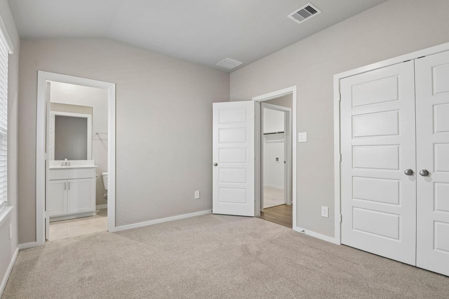 Spacious, unfurnished interior of a new home in Riviera Pines - Classic Series, Huffman (Image 33). Spacious, unfurnished interior of a new home in Riviera Pines - Classic Series, Huffman (Image 33).