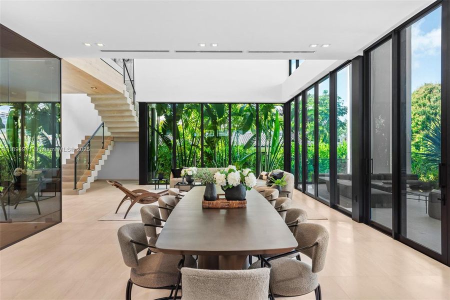 Community amenities in , Hallandale Beach (Image 25).