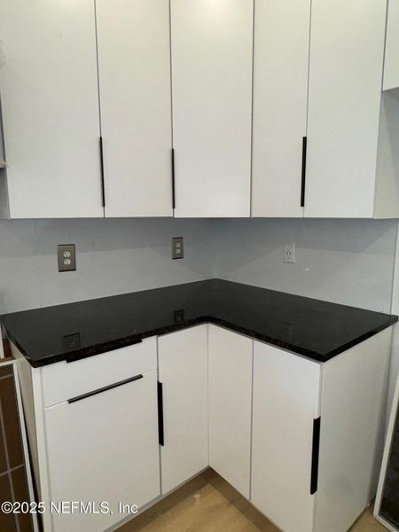 Image 21 of a home in .