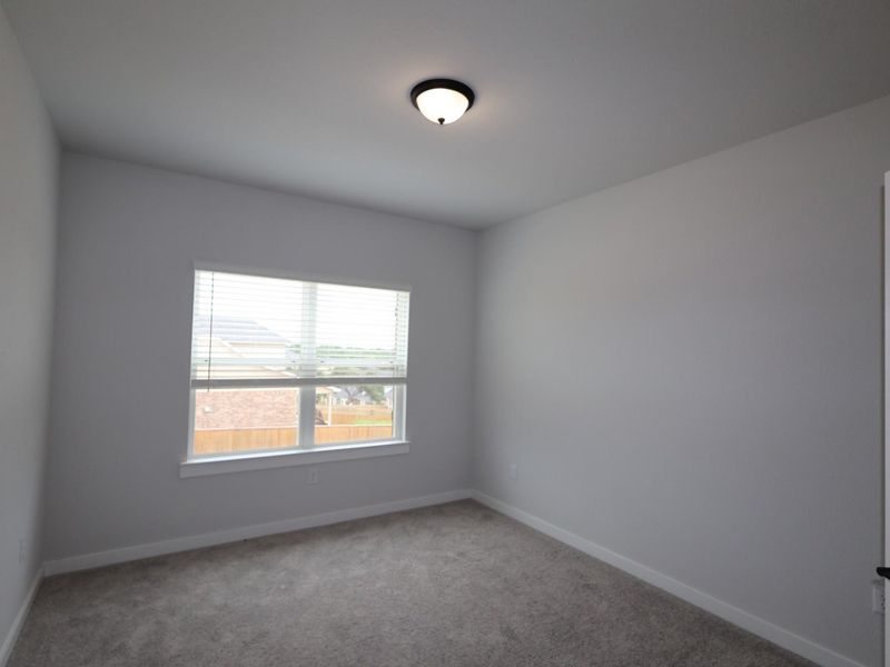 Spacious, unfurnished interior of a new home in Edgewood, Leander (Image 31).