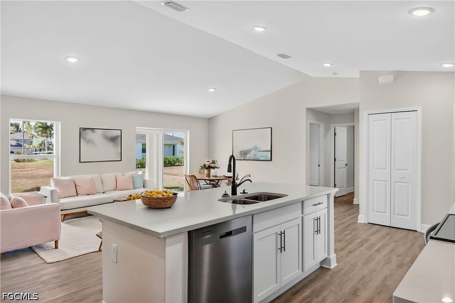 Furnished interior view inside a new home in Cape Coral, Cape Coral (Image 7).