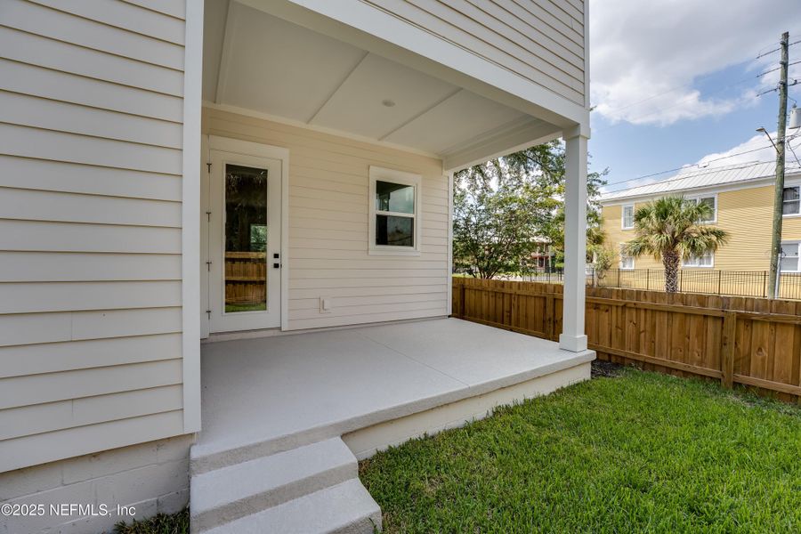 Front exterior of a new home in , Jacksonville, FL, highlighting curb appeal (Image 1). Front exterior of a new home in , Jacksonville, FL, highlighting curb appeal (Image 1).