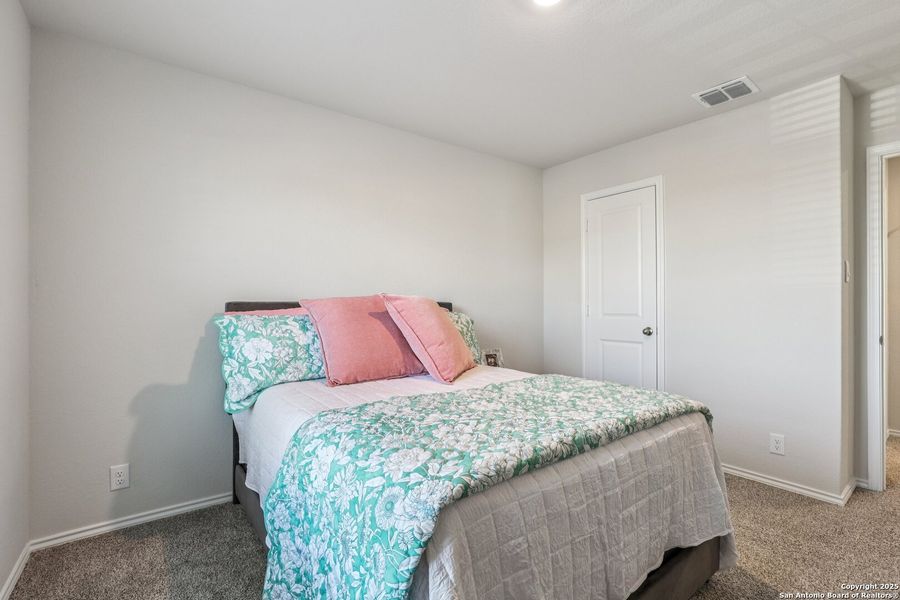Furnished interior view inside a new home in The Links at River Bend, Floresville (Image 26). Furnished interior view inside a new home in The Links at River Bend, Floresville (Image 26).