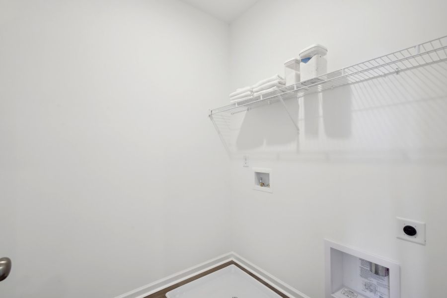 Spacious, unfurnished interior of a new home in Wilson Meadows, Clarksville (Image 19).