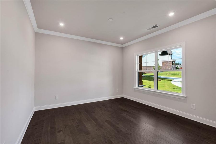 Spacious, unfurnished interior of a new home in Palmer Falls, Douglasville (Image 25).