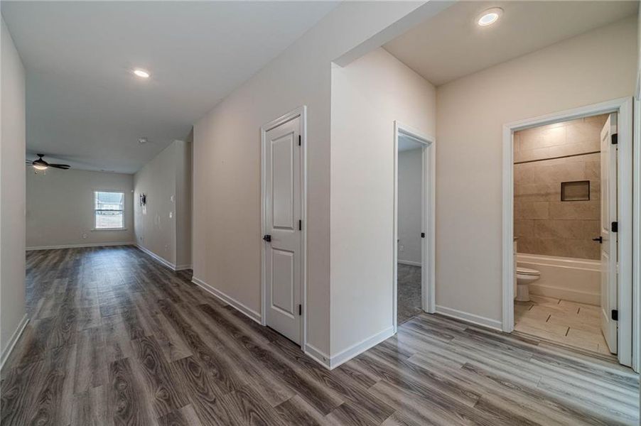 Spacious, unfurnished interior of a new home in , Dacula (Image 23).