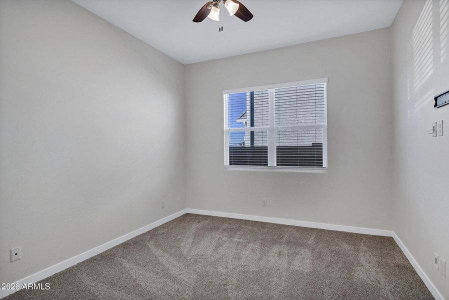 3228 E Saddletree Wy-42