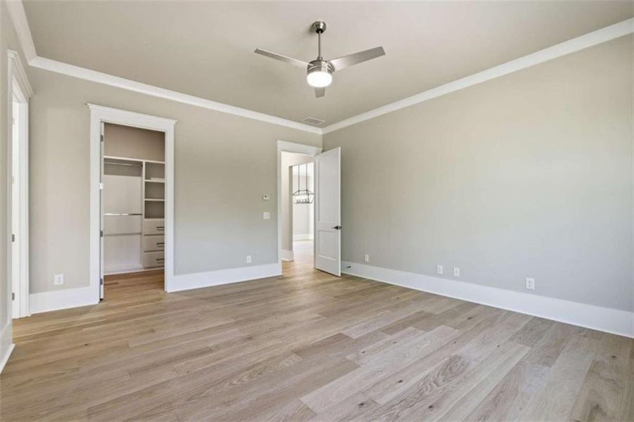 Spacious, unfurnished interior of a new home in , Clarkesville (Image 51).