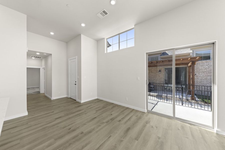 Spacious, unfurnished interior of a new home in Woodbridge Villas, Wylie (Image 16). Spacious, unfurnished interior of a new home in Woodbridge Villas, Wylie (Image 16).