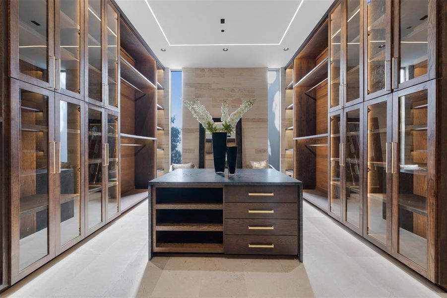 Furnished interior view inside a new home in , Dallas (Image 9).