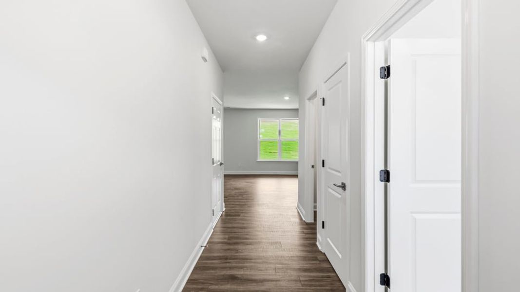Spacious, unfurnished interior of a new home in Briargate, Fountain Inn (Image 15).