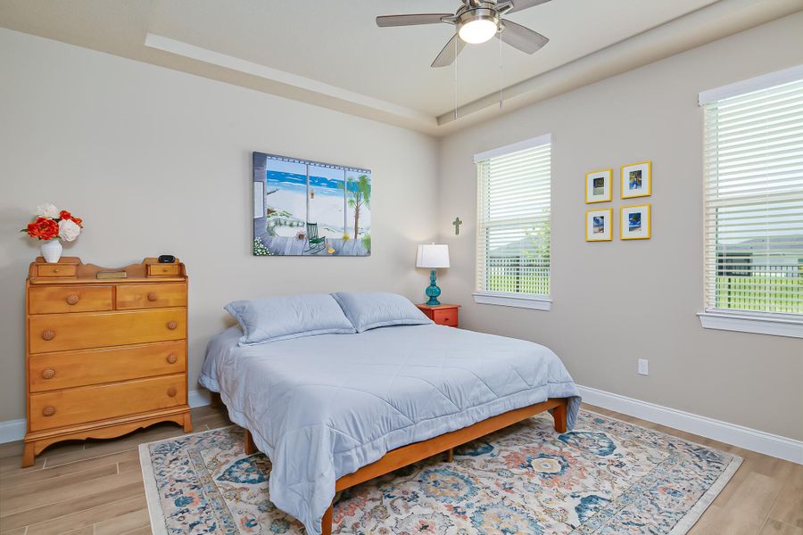 8667 Dahlia CIR