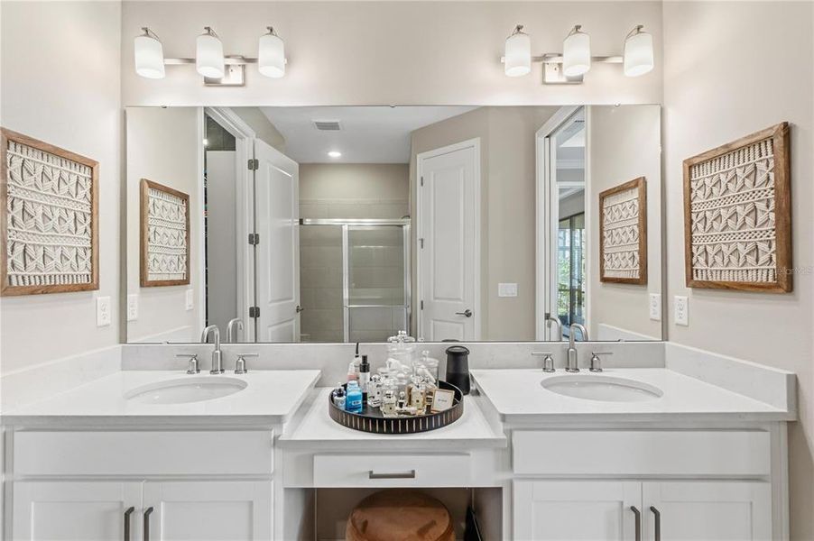 Furnished interior view inside a new home in , Lakewood Ranch (Image 25).