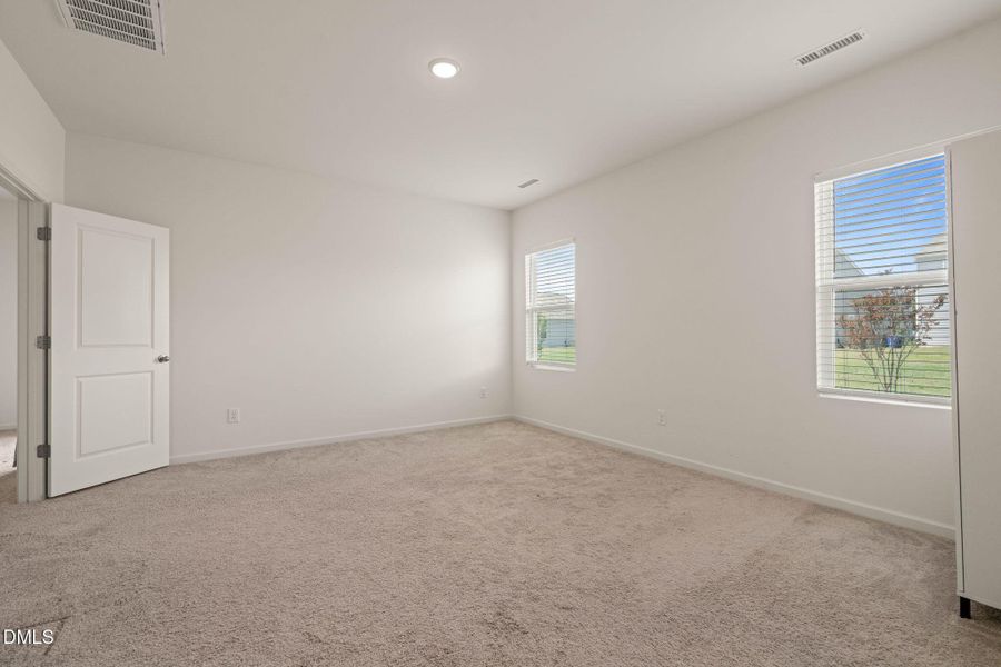 18-web-or-mls-DSC01835 18-web-or-mls-DSC01835