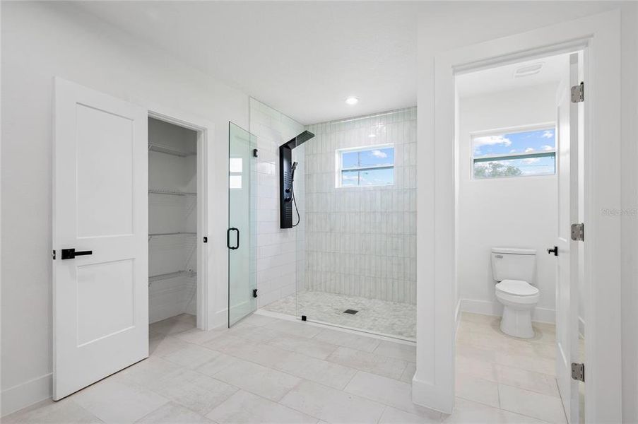 Furnished interior view inside a new home in , Deltona (Image 7).