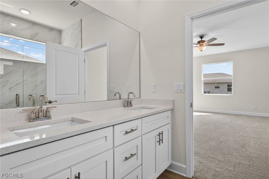 Furnished interior view inside a new home in Cape Coral, Cape Coral (Image 8).