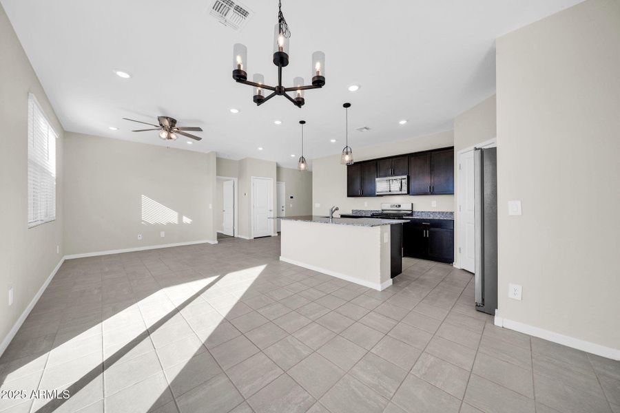 17557 W Madison St-4 17557 W Madison St-4