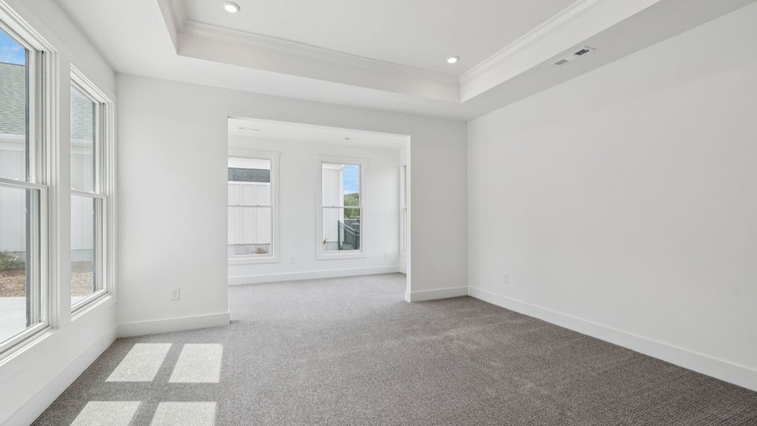 Spacious, unfurnished interior of a new home in The Courtyards at Stewarts Creek, Smyrna (Image 24).