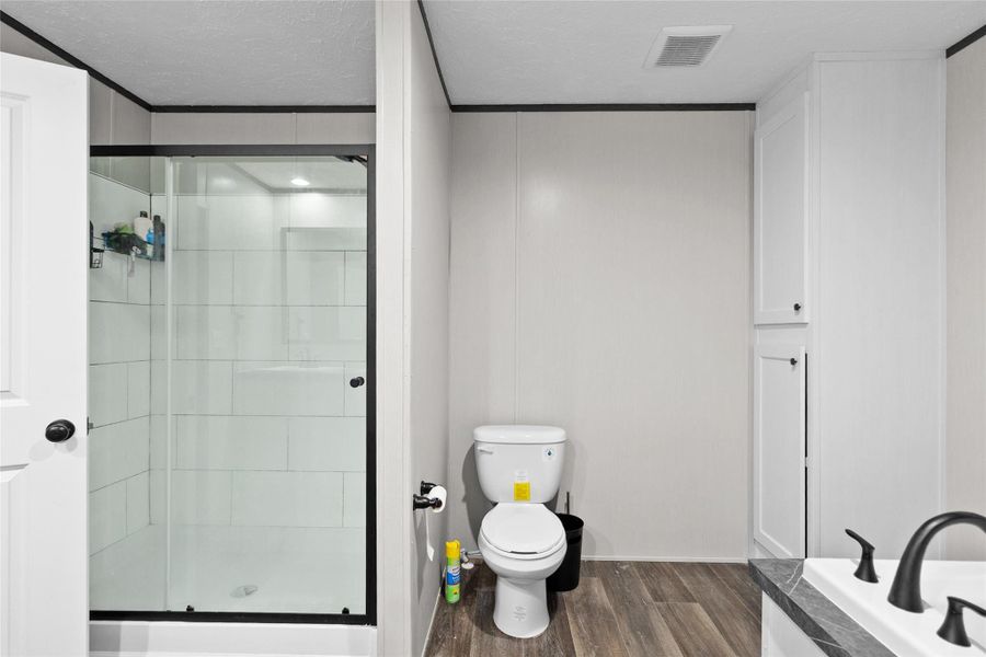 Furnished interior view inside a new home in , Huntsville (Image 20).