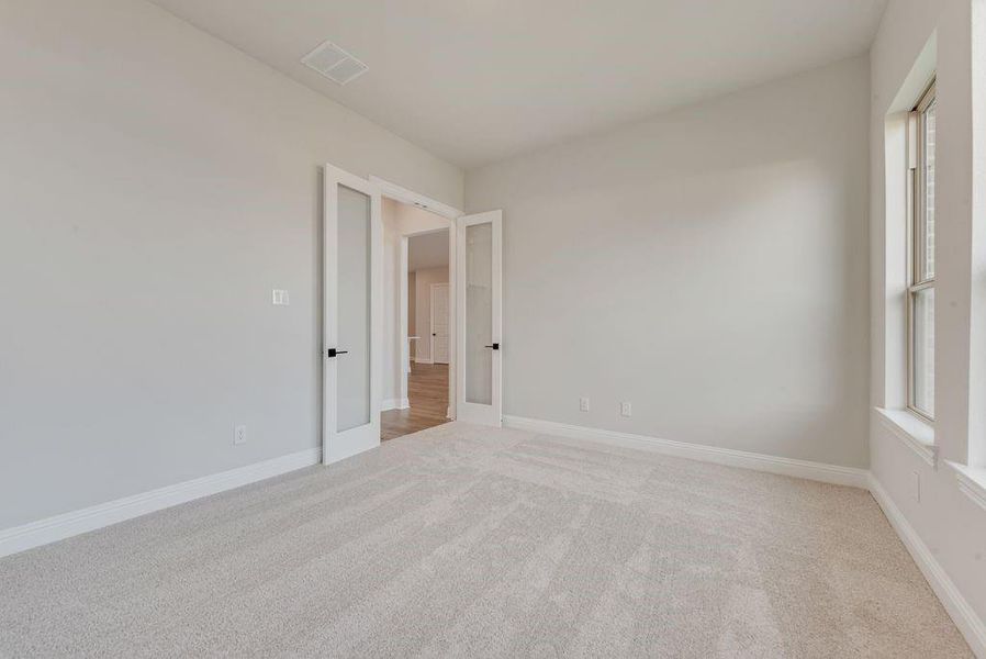 Spacious, unfurnished interior of a new home in Villages of Creekwood, Frisco (Image 30). Spacious, unfurnished interior of a new home in Villages of Creekwood, Frisco (Image 30).