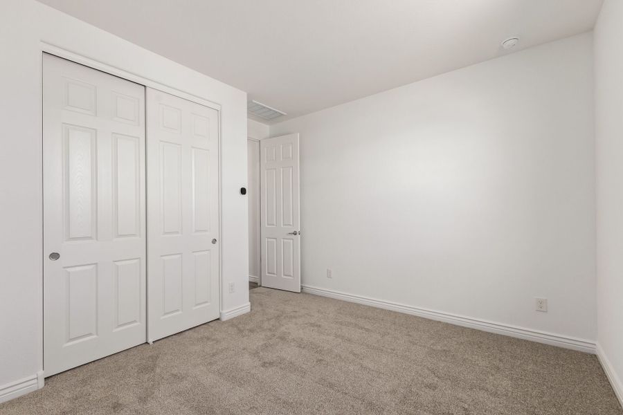Spacious, unfurnished interior of a new home in Miravida, Surprise (Image 14).