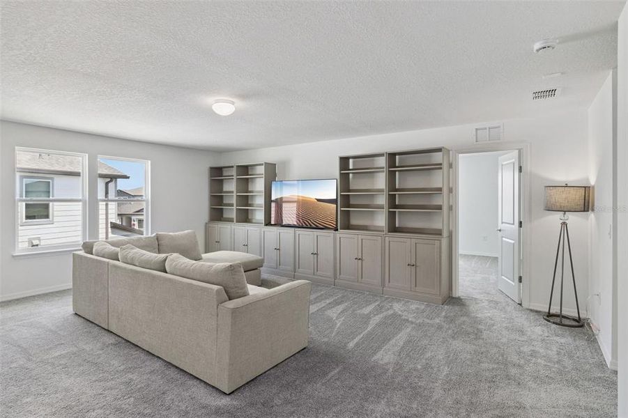 Furnished interior view inside a new home in , Lake Alfred (Image 27).