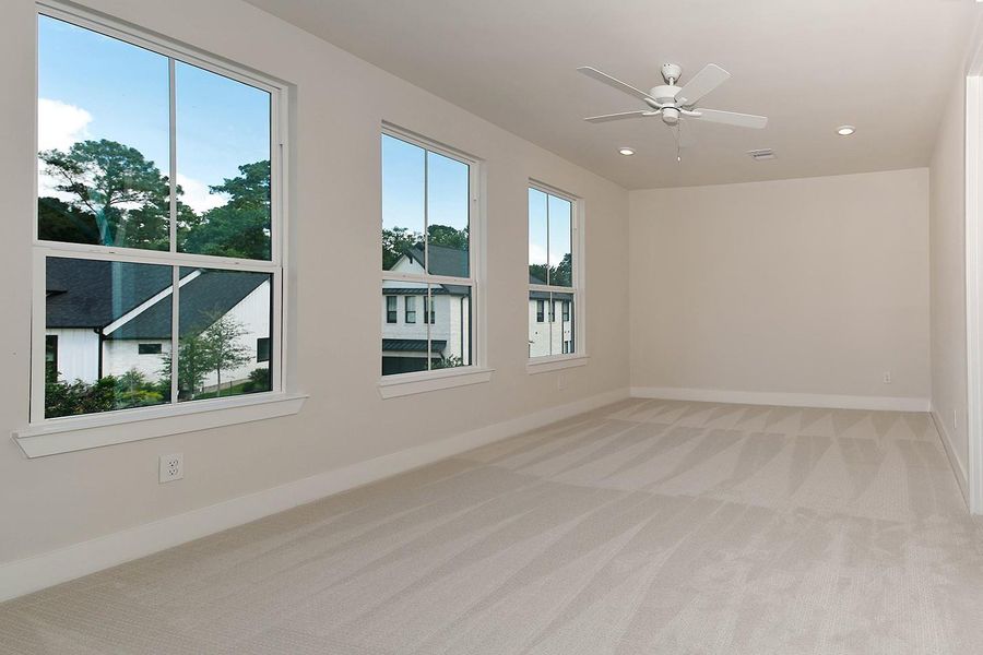 Spacious, unfurnished interior of a new home in , The Woodlands (Image 20). Spacious, unfurnished interior of a new home in , The Woodlands (Image 20).